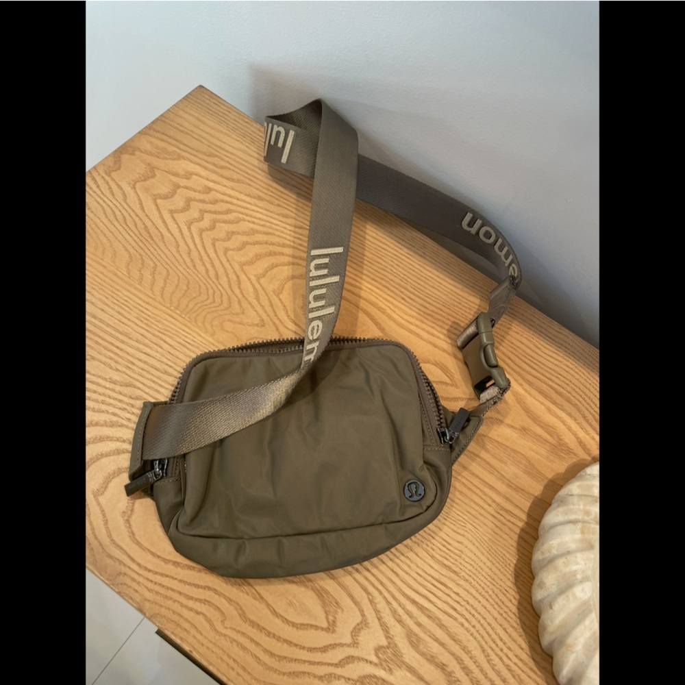 lululemon athletica Khaki Belt Bag